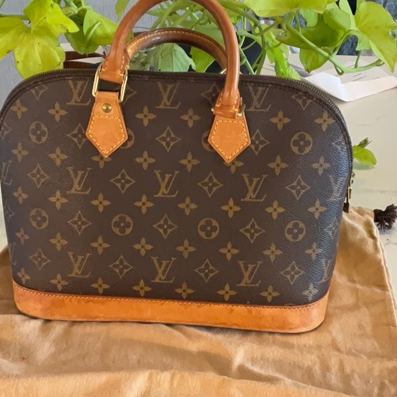 Genuine vintage LUIS VUITTON ALMA bag! Date code LV1927 picture - Picture 2 of 9